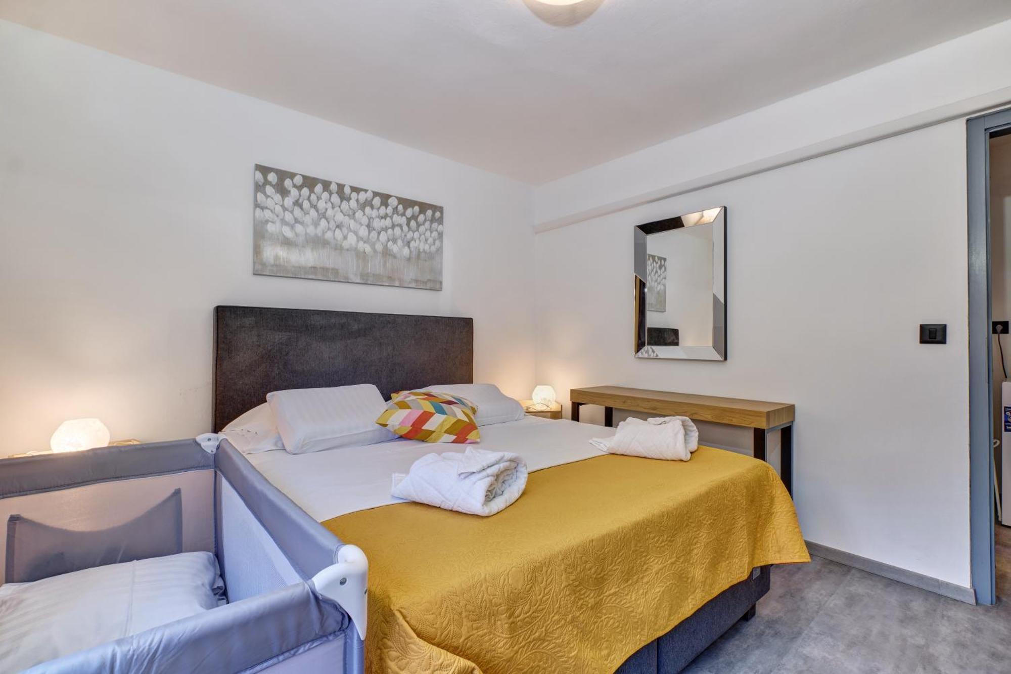 Providenca Accommodation مالي لوشينغْ المظهر الخارجي الصورة